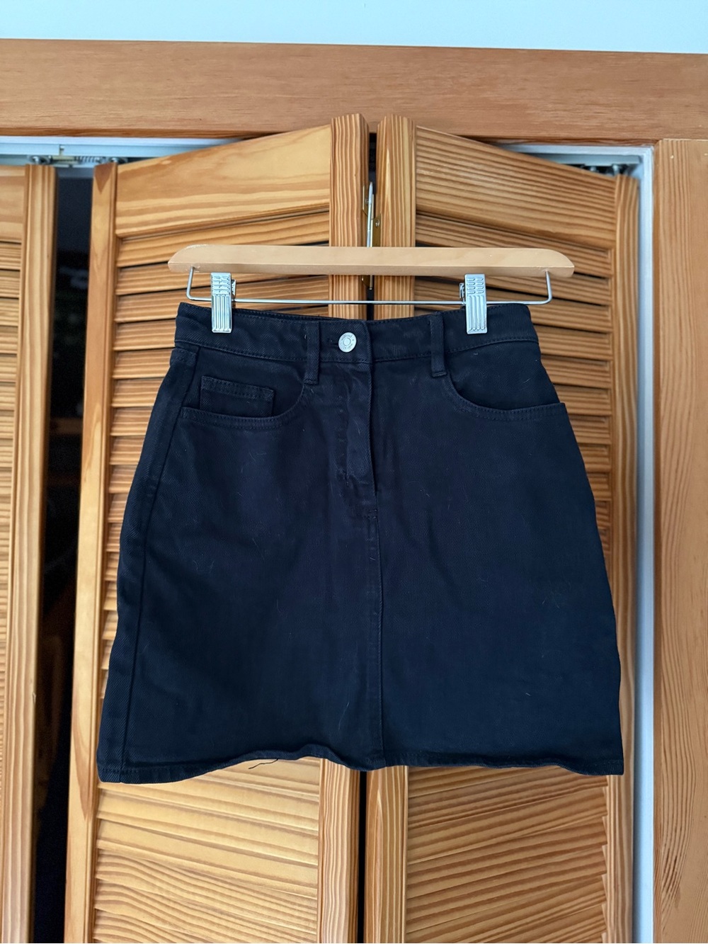 Wilfred Free Black Mini Skirt